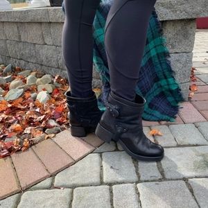 Couture Vera Wang Brown LeatherBoots / Booties, Made in Italy, Size 7.5